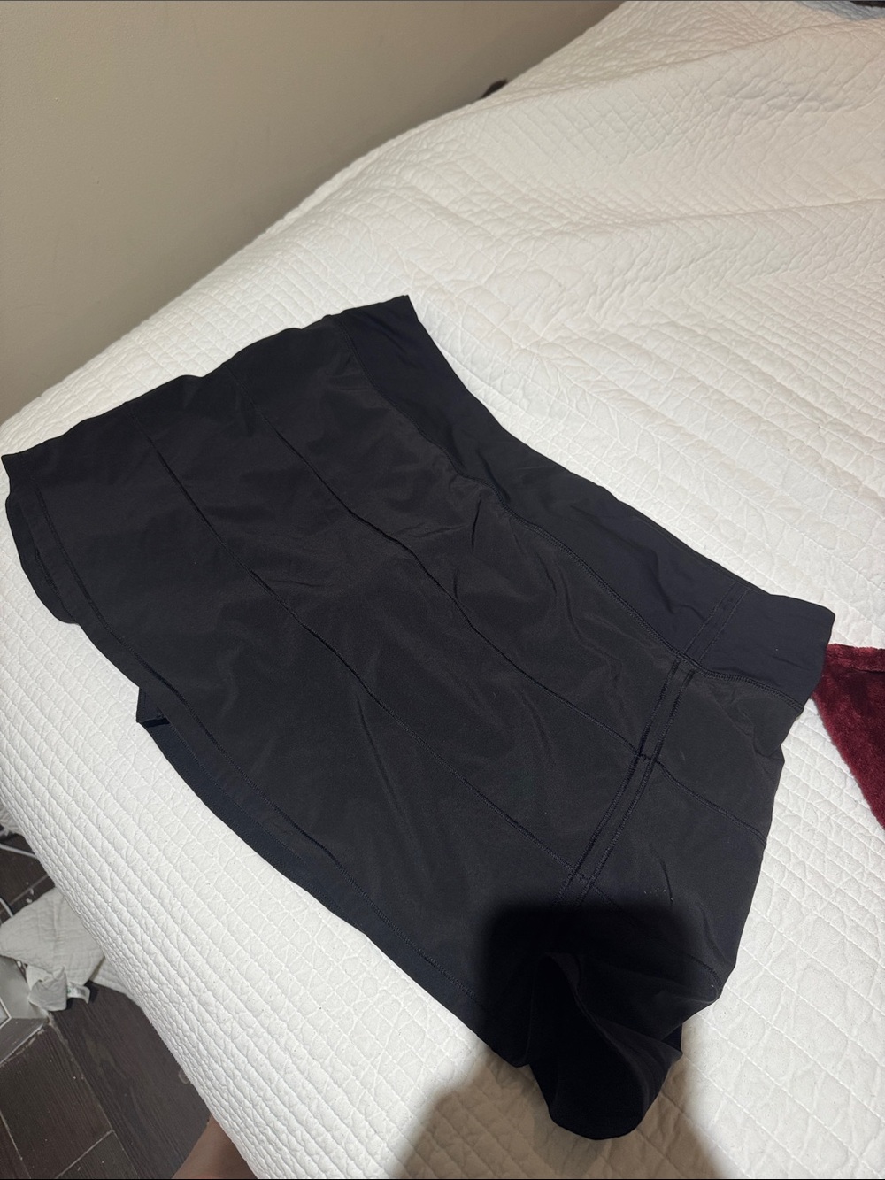lululemon Black Skirt - Streamlined Seams